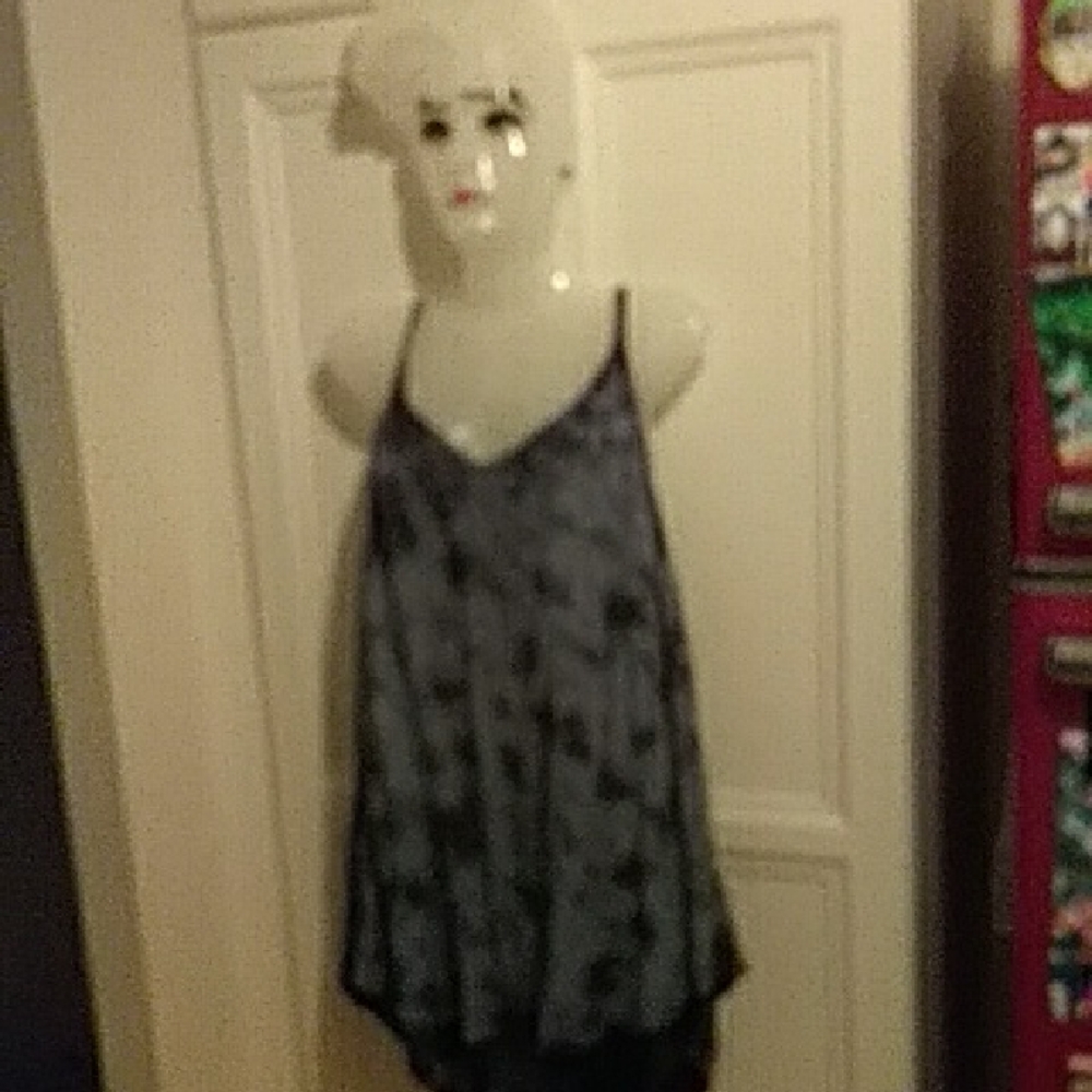 Torrid Black and Gray Floral Camisole Sz 3